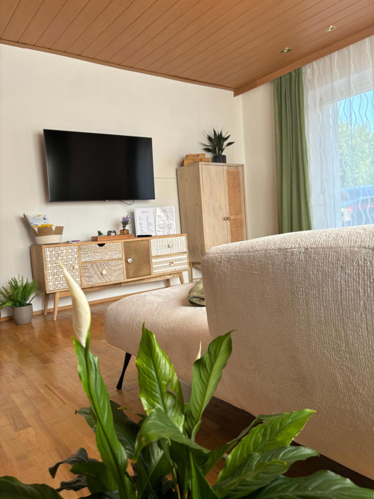 Wohnung See- Und Bergnaehe Gmunden Luaran gambar